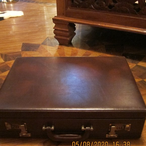 Brown Leather Briefcase - Picture 2 of 9